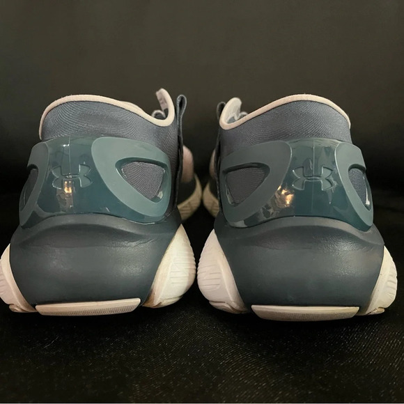 Under Armour Women’s SpeedForm Fortis Charged - Picture 3 of 7